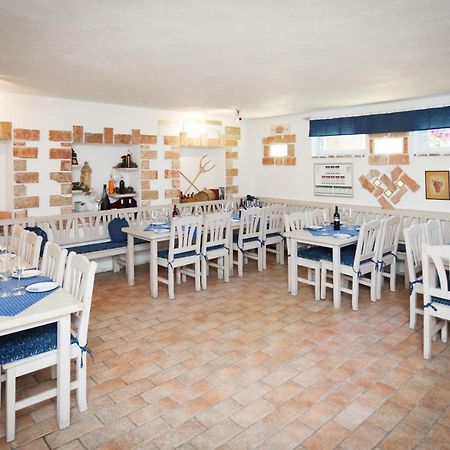 Weingut und Gästehaus Salzl Illmitz Exterior foto